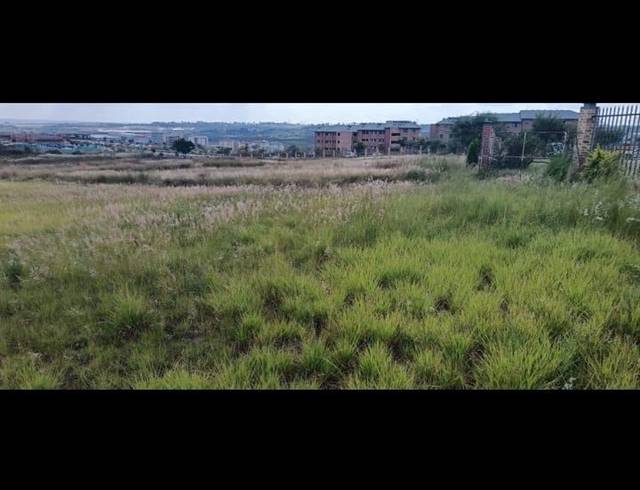 LAND FOR SALE IN RIVERSIDE VIEW EXT 35